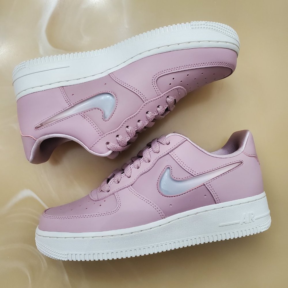 Nike Air Force 1 Premium SE - Picture 8 of 13
